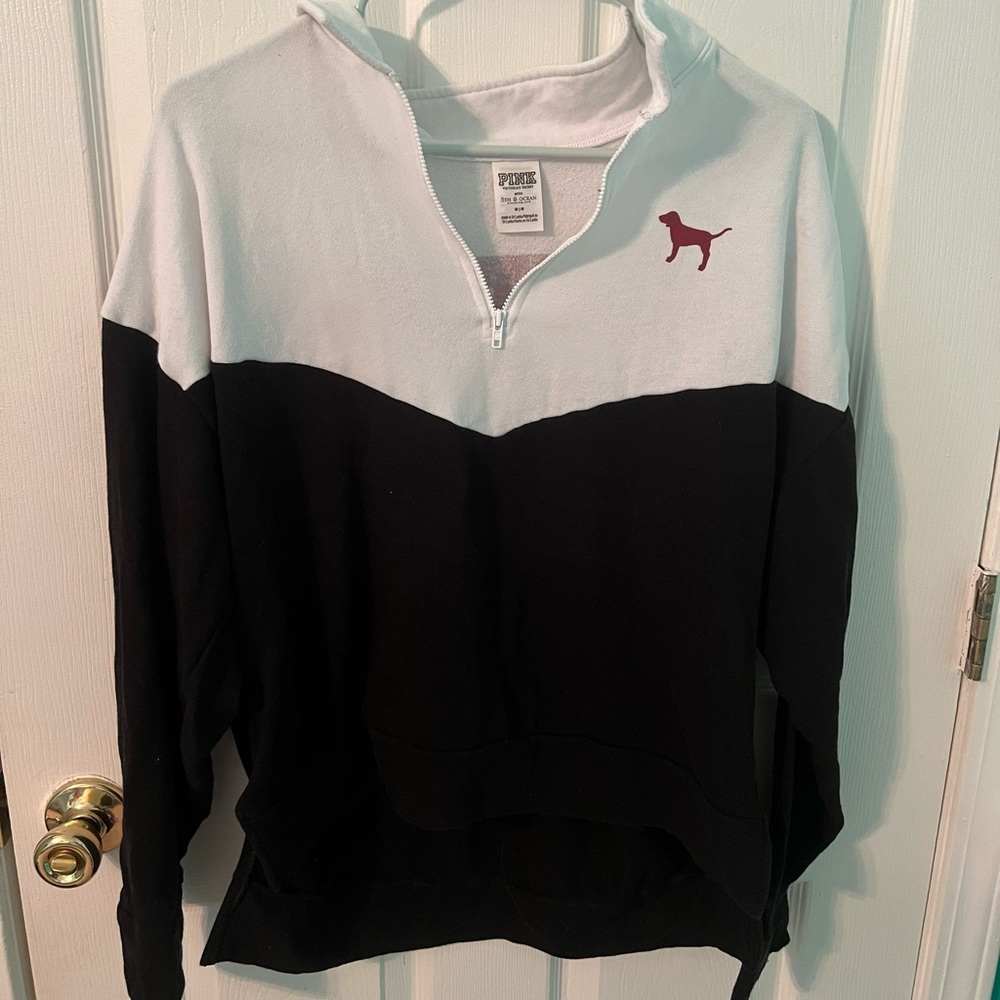 PINK Umass half zip hoodie